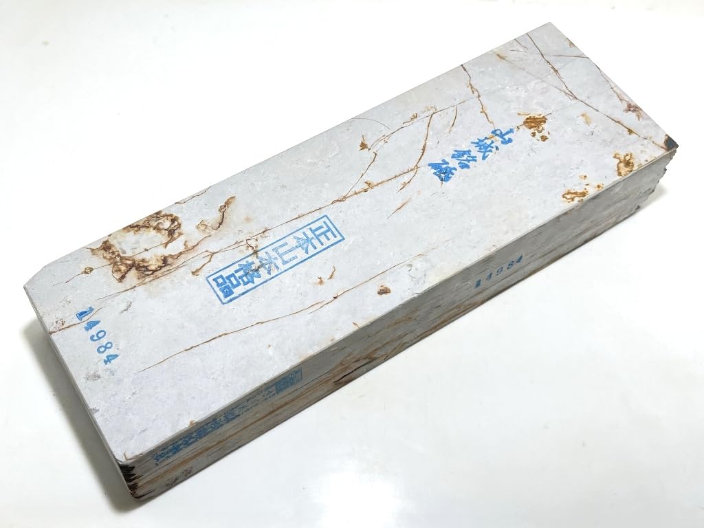 天然砥石　正本山　水木原曇り巣板　三十切　1180g Amazon.co.jp: 天然砥石 正本山 山城銘砥右京区梅ケ畑裏善妙寺菖蒲高山
